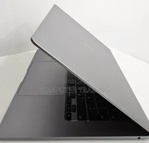 New Laptop Apple MacBook Air 2024 M3 8GB Intel Core i7 SSD 512GB