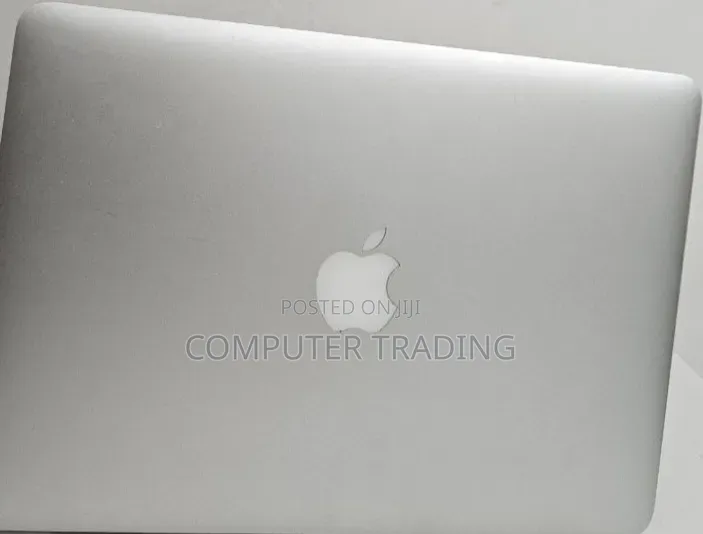 New Laptop Apple MacBook 2015 8GB Intel Core i5 SSD 128GB