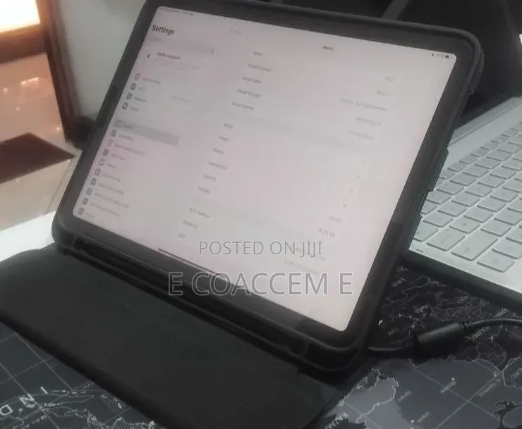 New Apple iPad Air 64 GB Gray