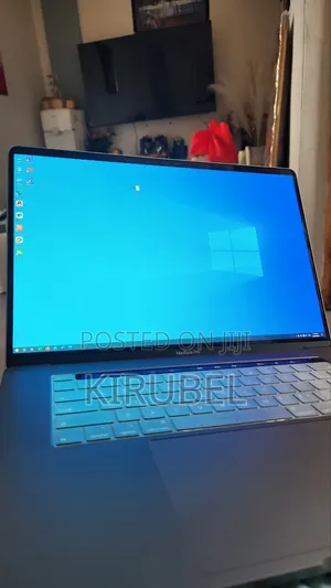 New Laptop Apple MacBook Pro 2019 16GB Intel Core i7 SSD 512GB