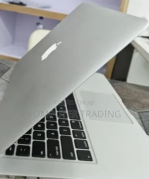 New Laptop Apple MacBook Air 2017 8GB Intel Core i5 SSD 256GB