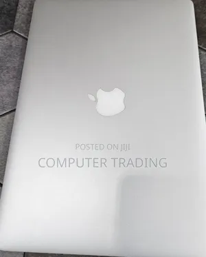 New Laptop Apple MacBook Air 2017 8GB Intel Core i5 SSD 256GB