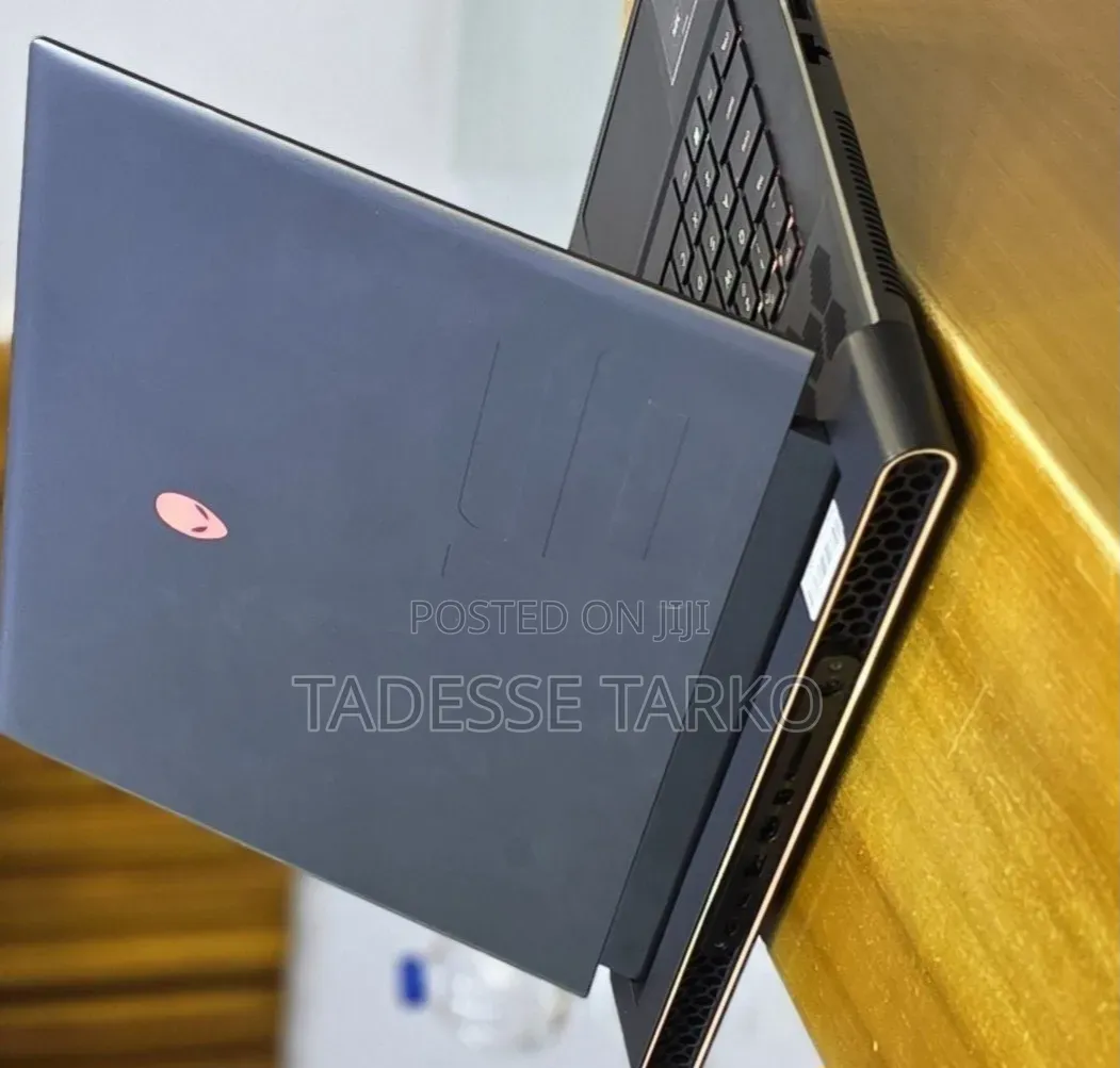 New Laptop Alienware 16x Aurora 16GB Intel Core i9 SSD 1T