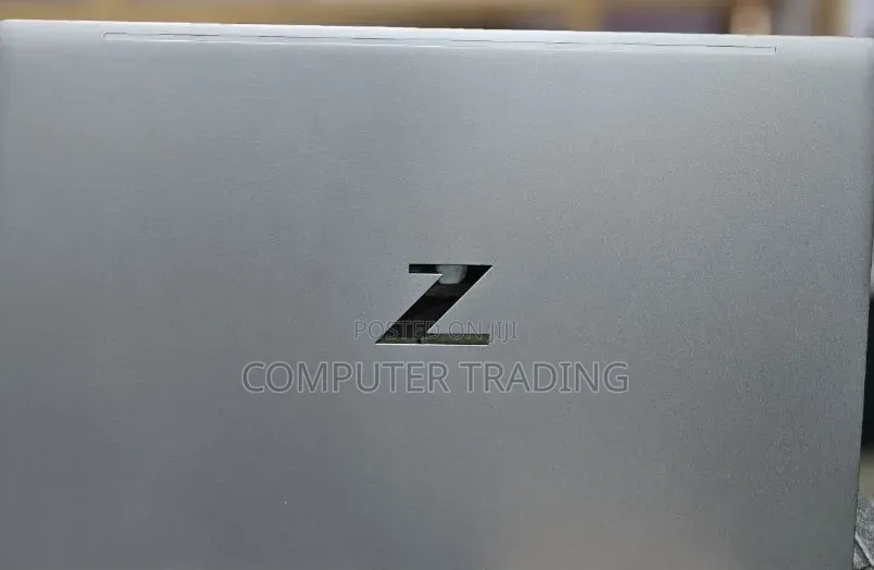 New Laptop HP ZBook Power G9 i7 16GB Intel Core i7 SSD 1T