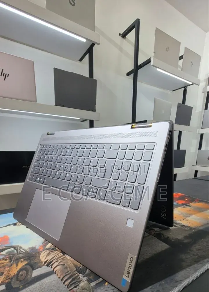 New Laptop Lenovo 16GB AMD Ryzen 7 SSD 512GB