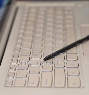 New Laptop Lenovo Yoga 9i 16GB Intel Core i7 SSD 512GB