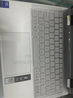 New Laptop Lenovo Yoga 7i 16GB Intel Core Ultra 7 SSD 1T