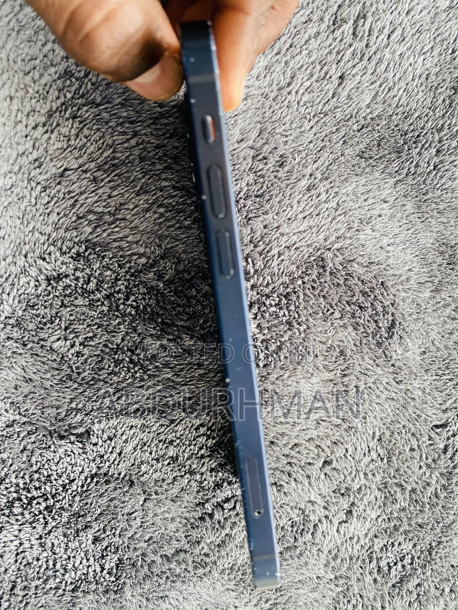 Apple iPhone 12 64 GB