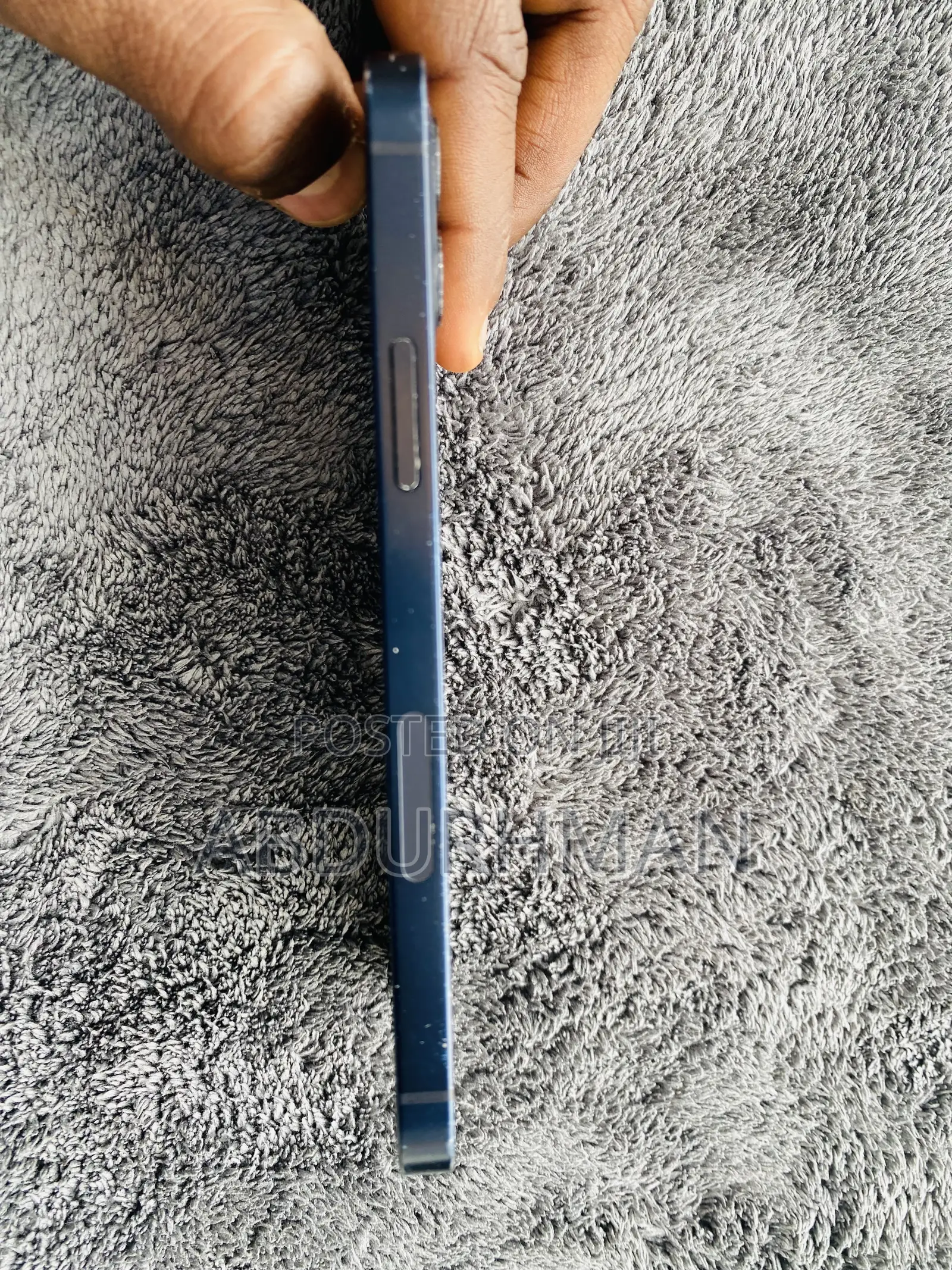 Apple iPhone 12 64 GB
