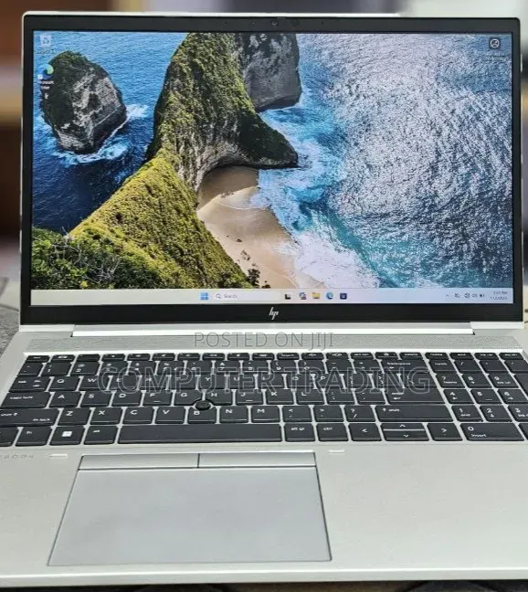 New Laptop HP EliteBook 850 G8 16GB Intel Core i7 SSD 512GB