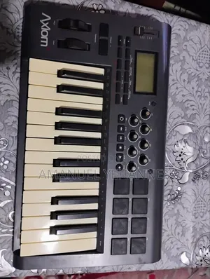 M Audio Axiom 25 Midi Keyboard Piano