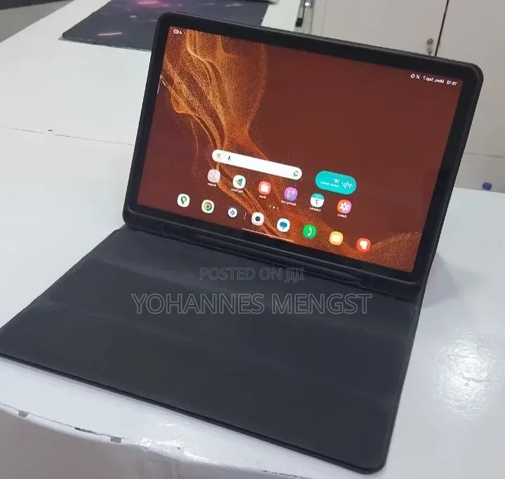 New Samsung Galaxy Tab S8 256 GB Black