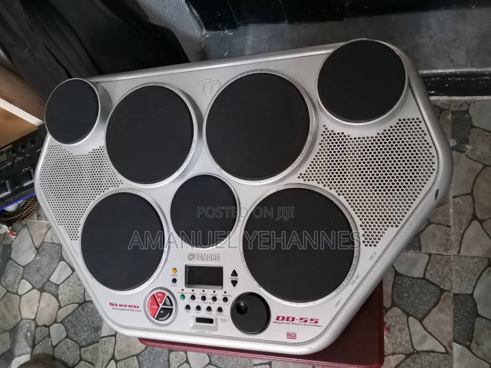 Yamaha DD-55 Digital Percussion Tabletop Drum Kit.