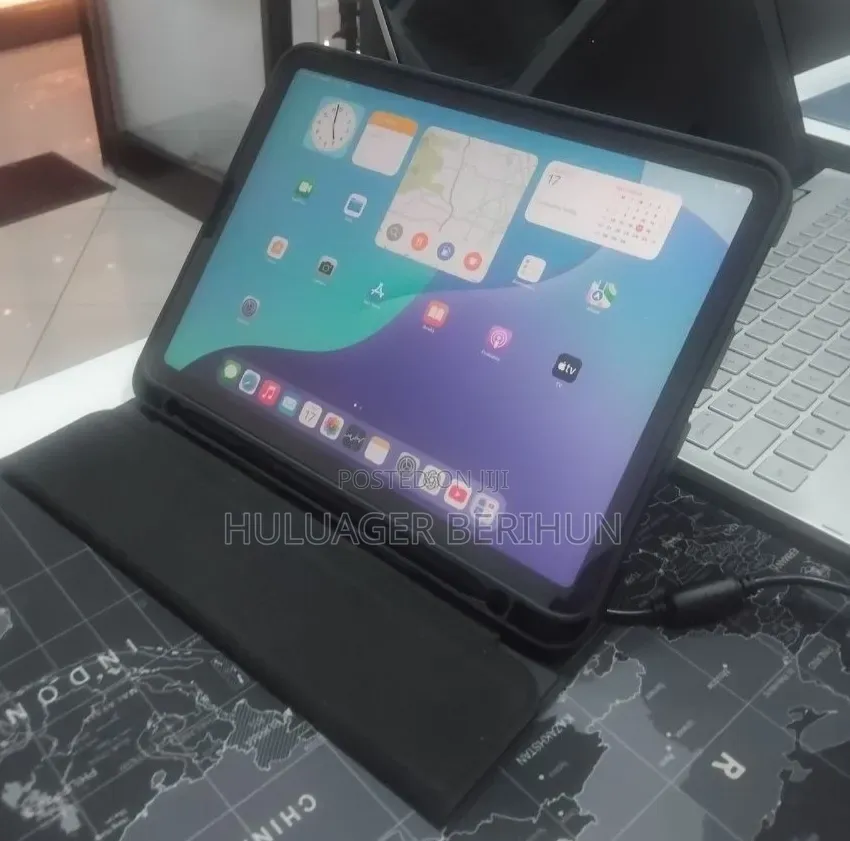 New Apple iPad Air 64 GB Gray