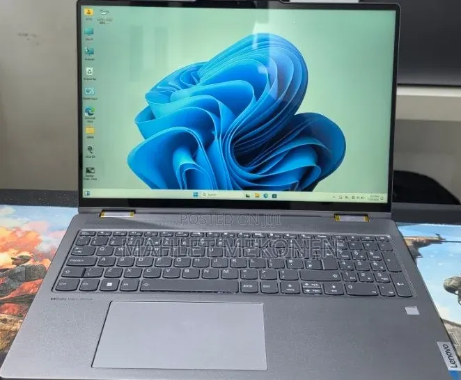 New Laptop Lenovo Yoga 260 16GB AMD Ryzen 7 SSD 512GB