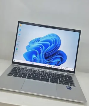 New Laptop HP EliteBook 840 G10 16GB Intel Core i7 SSD 512GB