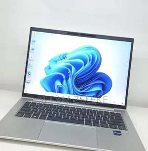 New Laptop HP EliteBook 840 G10 16GB Intel Core i7 SSD 512GB