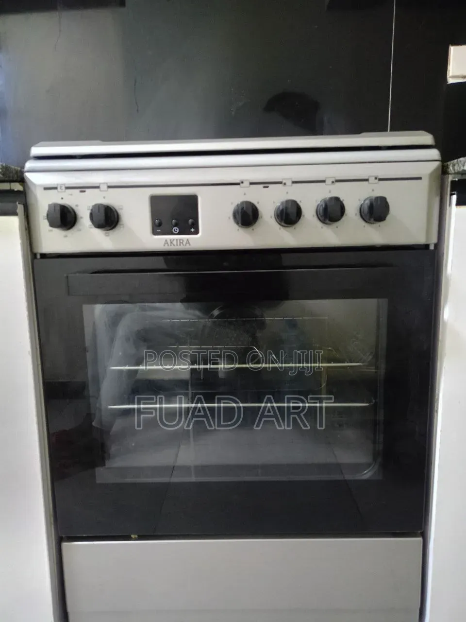 Akira Standing Oven