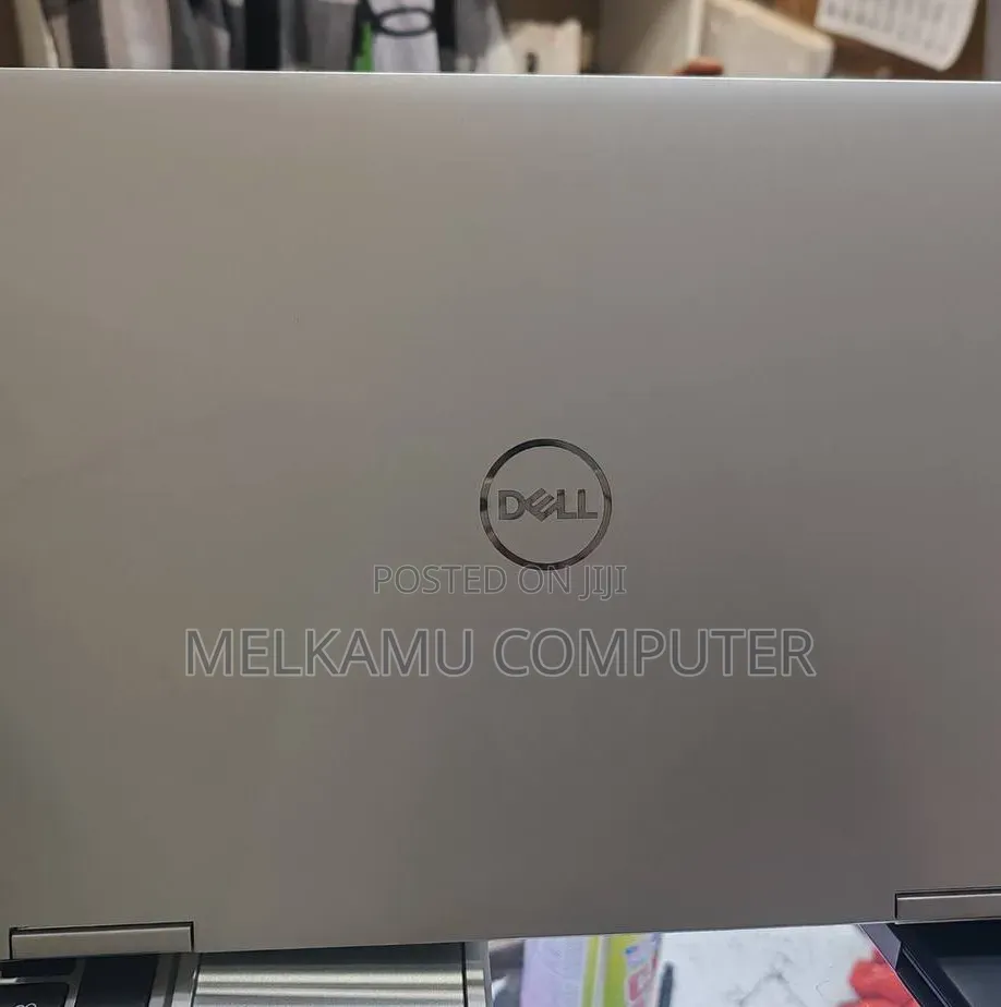 New Laptop Dell XPS 15 32GB Intel Core i7 SSD 1T
