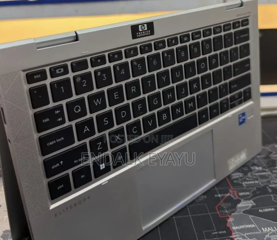New Laptop HP EliteBook 830 G8 16GB Intel Core i7 SSD 512GB