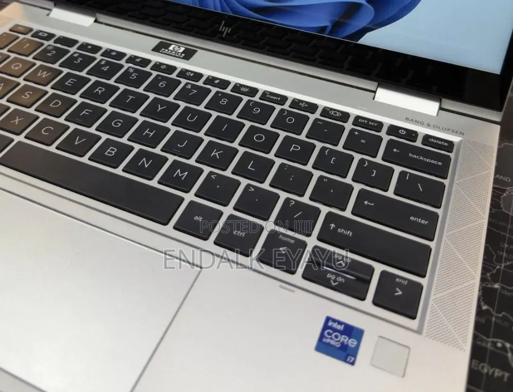 New Laptop HP EliteBook 830 G8 16GB Intel Core i7 SSD 512GB
