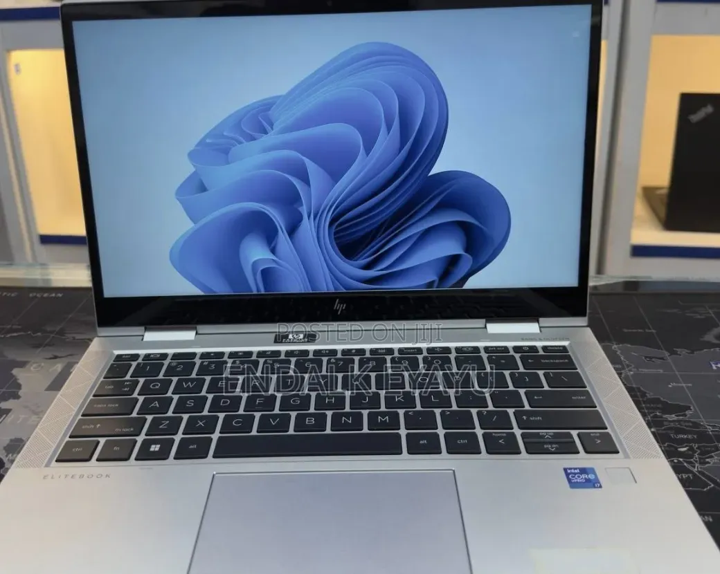 New Laptop HP EliteBook 830 G8 16GB Intel Core i7 SSD 512GB