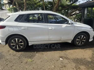 BYD E2 43 kWh 94 hp FWD 2024 White