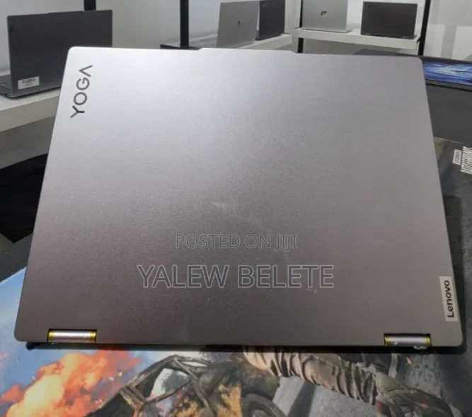 New Laptop Lenovo Yoga 330 16GB AMD Ryzen 7 SSD 512GB