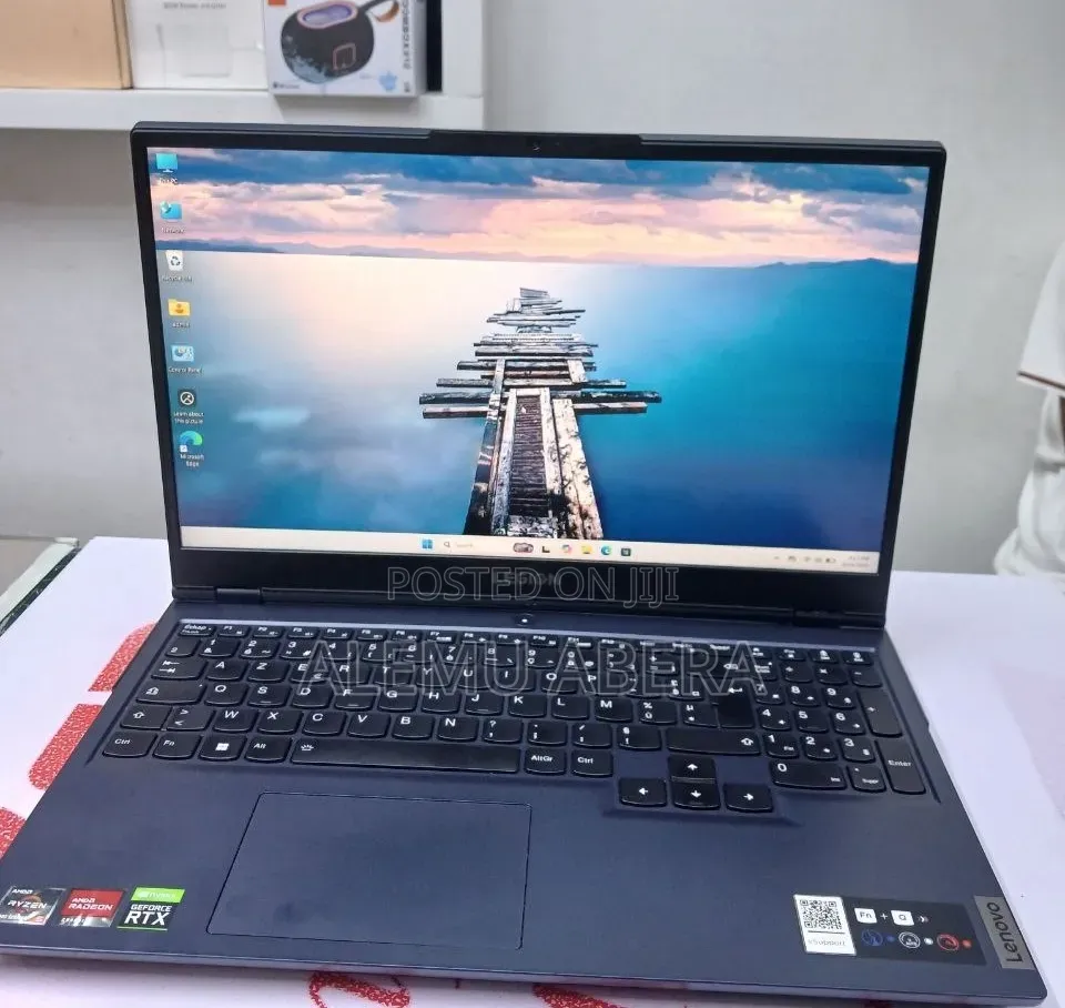 New Laptop Lenovo Legion 5 16GB AMD Ryzen 5 SSD 512GB