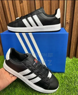 Adidas Sneaker