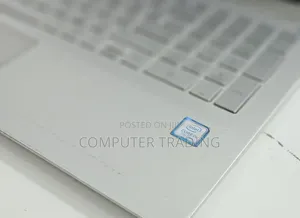 New Laptop HP Pavilion 13z 8GB Intel Core i5 HDD 1T