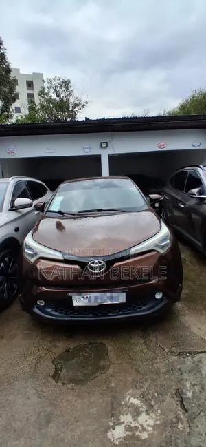 Toyota C-HR 2017 Brown