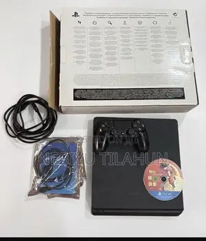 PlayStation 4 Slim With One Joystick