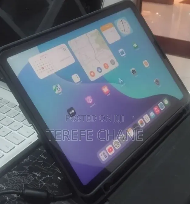 New Apple iPad (2022) 64 GB