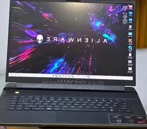 New Laptop Alienware X16 r1 16GB Intel Core i9 SSD 1T
