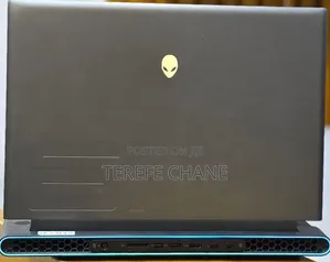New Laptop Alienware X16 r1 16GB Intel Core i9 SSD 1T