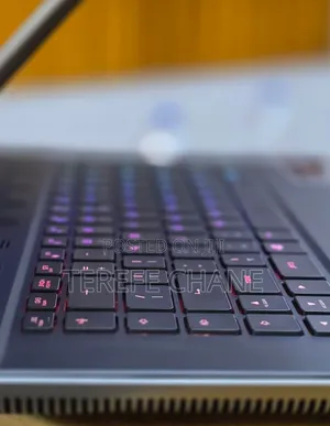 New Laptop Alienware X16 r1 16GB Intel Core i9 SSD 1T