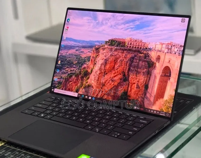 New Laptop Dell Precision 5560 16GB Intel Core i9 SSD 1T