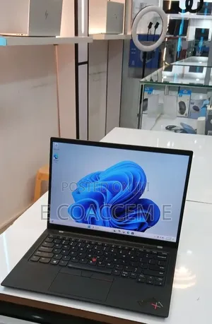 New Laptop Lenovo 16GB Intel Core i7 SSD 512GB