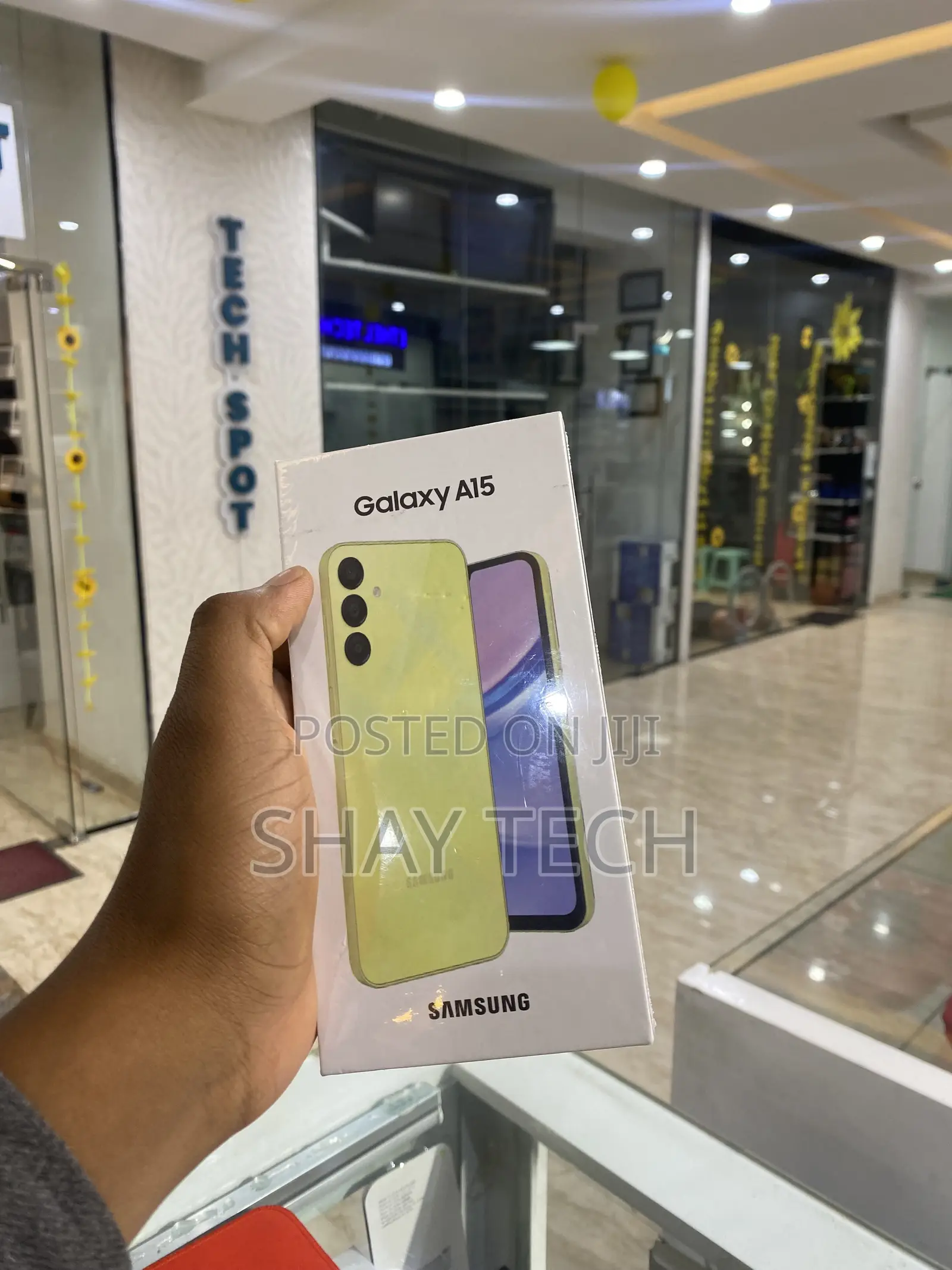 New Samsung Galaxy A15 5G 128 GB Yellow