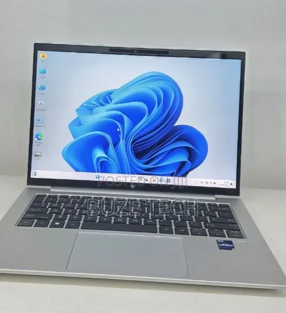 New Laptop HP EliteBook 840 G10 16GB Intel Core i7 SSD 512GB