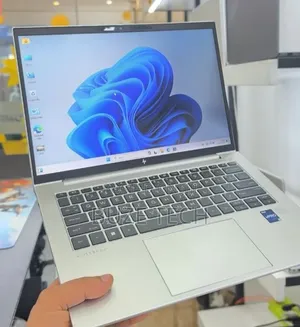 New Laptop HP EliteBook 840 G10 16GB Intel Core i7 SSD 512GB