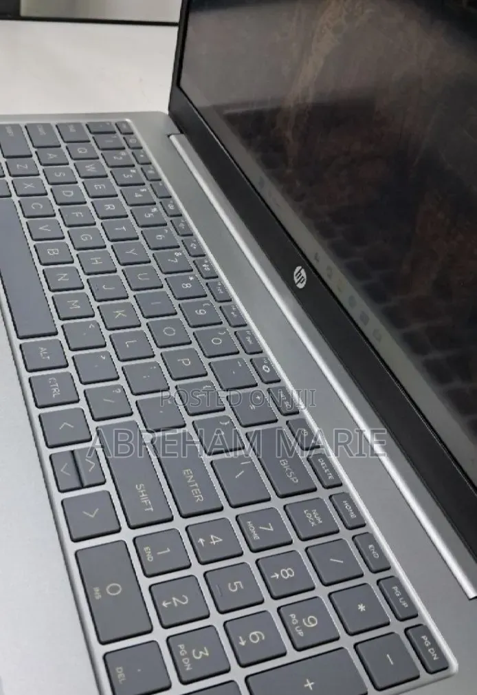 New Laptop HP Stream Notebook 16GB Intel Core i7 SSD 512GB