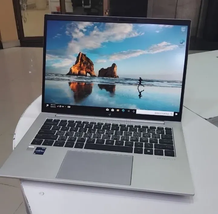 New Laptop HP EliteBook 840 G10 16GB Intel Core i7 SSD 512GB