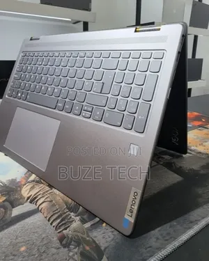 New Laptop Lenovo 16GB AMD Ryzen 7 SSD 512GB