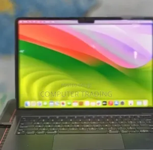 New Laptop Apple MacBook Air 2022 M2 8GB Intel Core i7 SSD 512GB