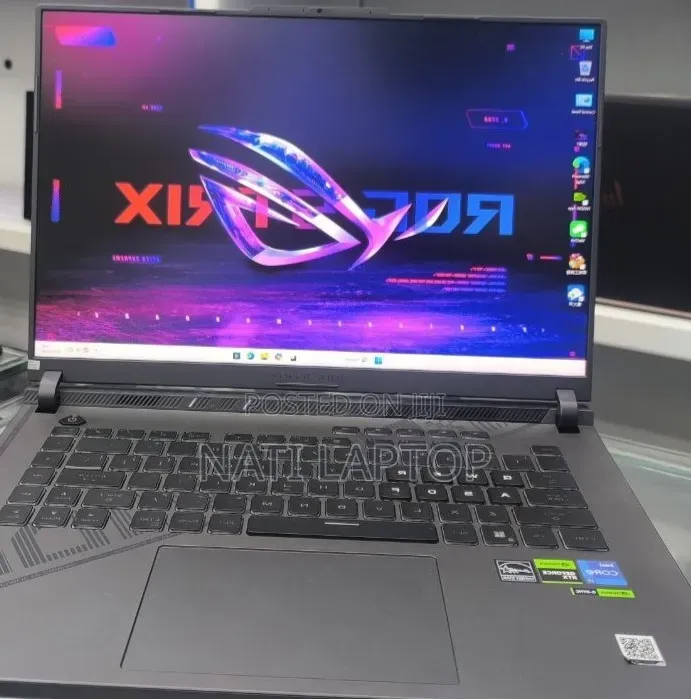 New Laptop Asus ROG Strix G15 16GB Intel Core i7 SSD 1T