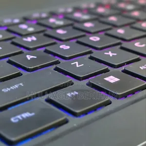 New Laptop Alienware X16 r1 16GB Intel Core i9 SSD 1T