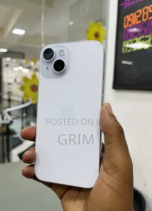 Apple iPhone 15 128 GB White