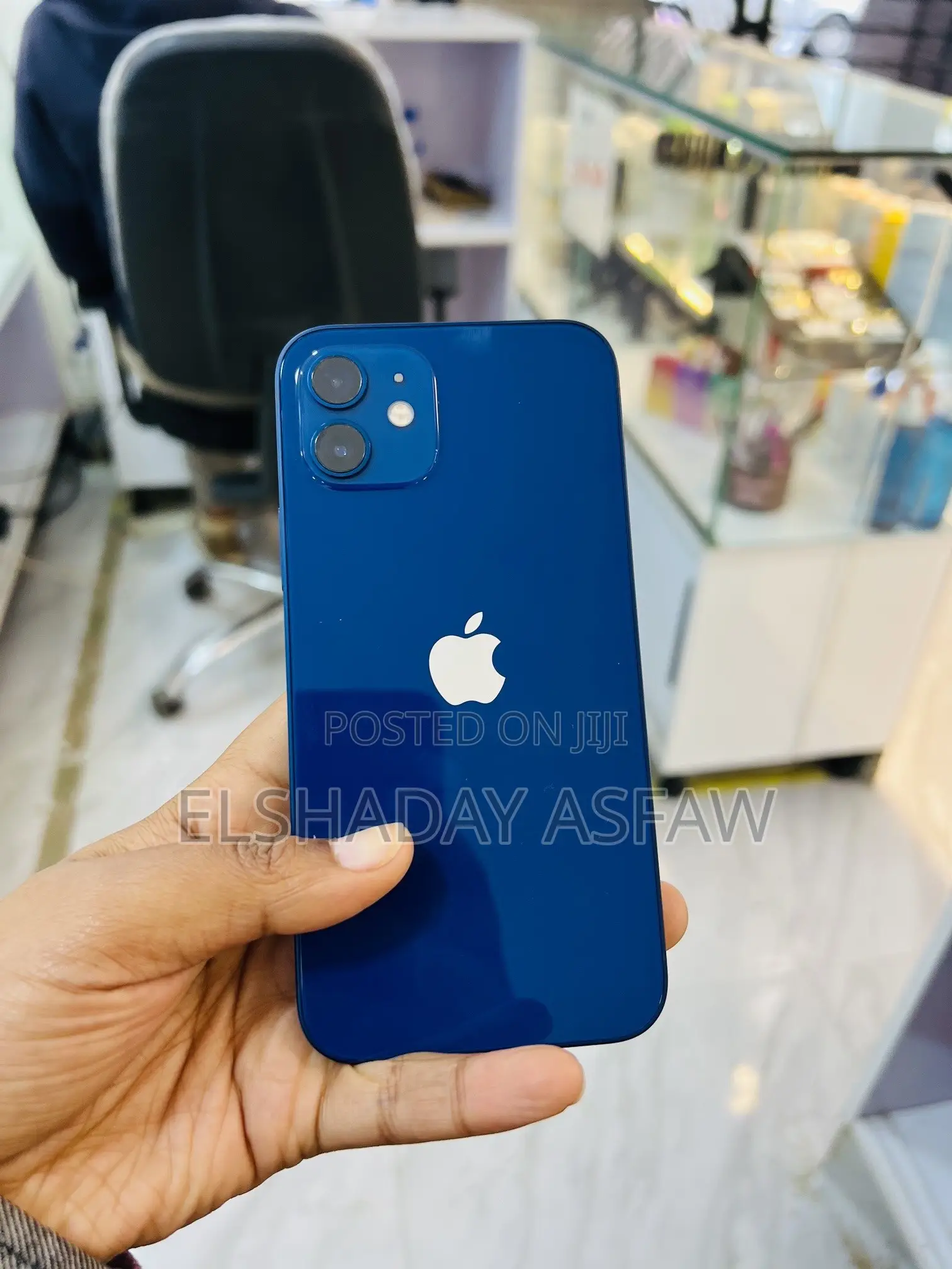 Apple iPhone 12 64 GB